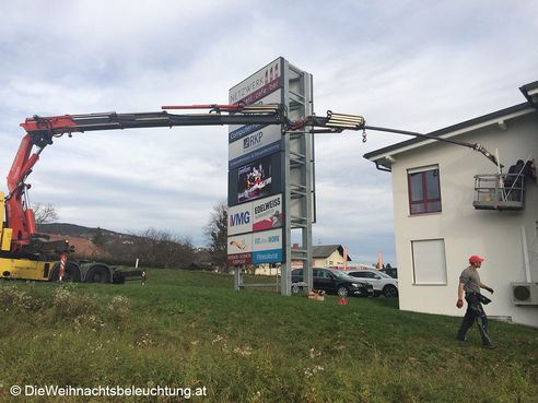 LED Weihnachtsbeleuchtung Konturenbeleuchtung Kerschbaumer Hartberg - Montage